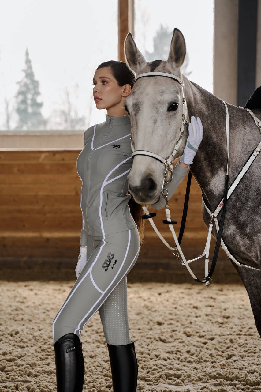 Костюм для верховой езды