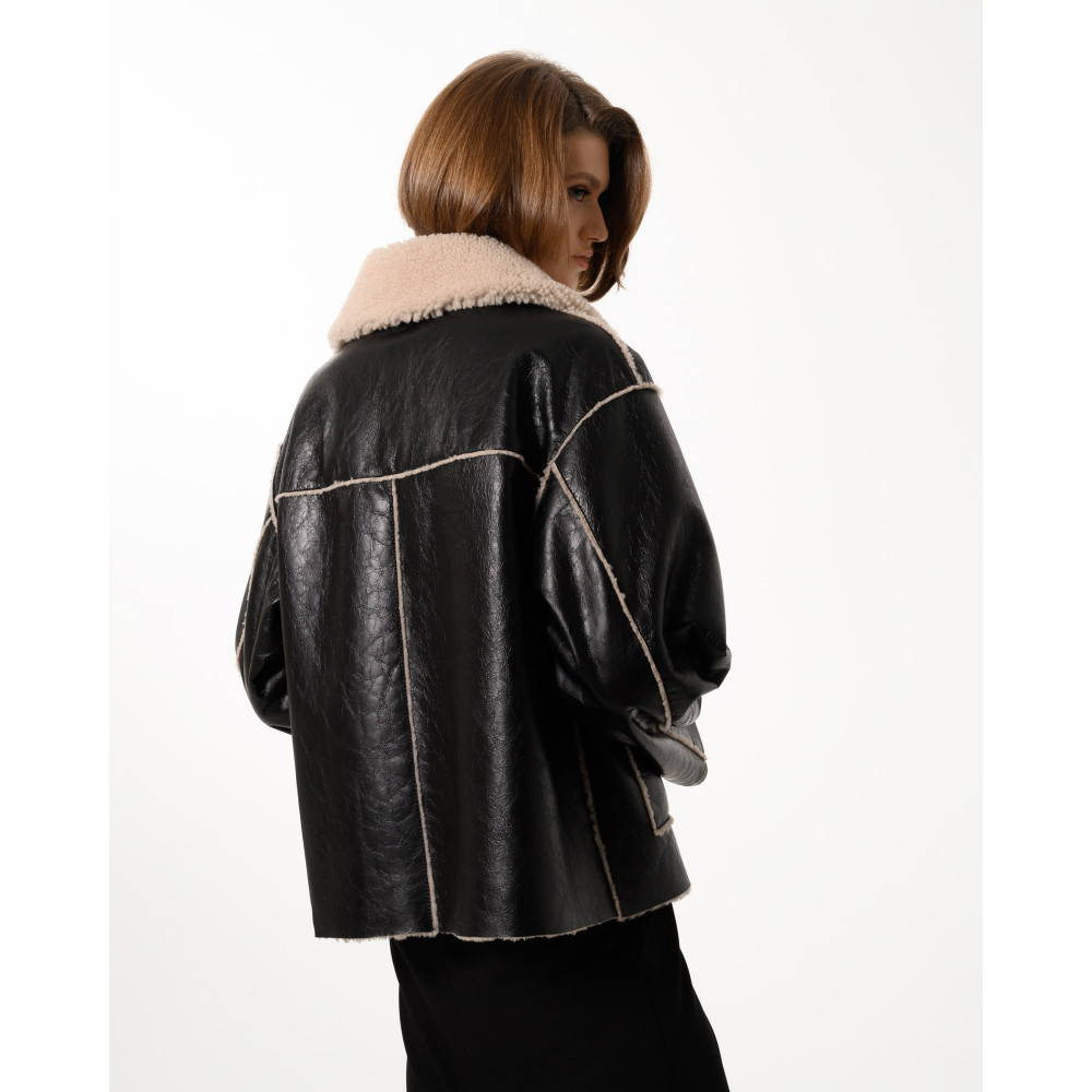 Дубленка пилот из натуральной овчины черная с молочным воротником