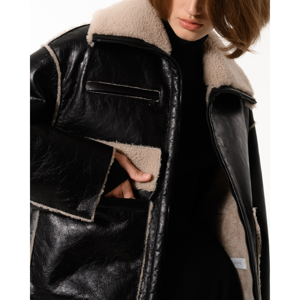 Дубленка пилот из натуральной овчины черная с молочным воротником