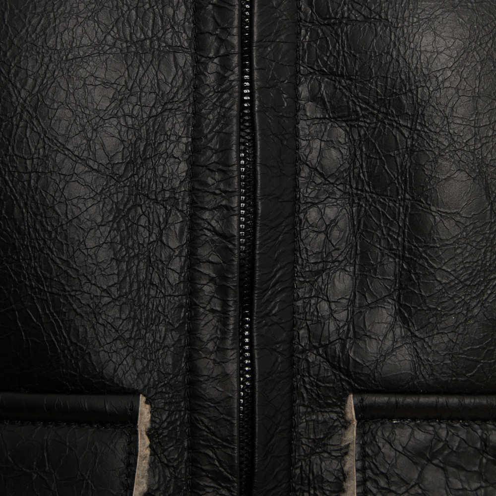 Дубленка пилот из натуральной овчины черная с молочным воротником