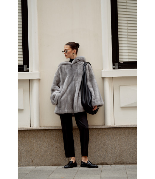 1. Худи из норки серая