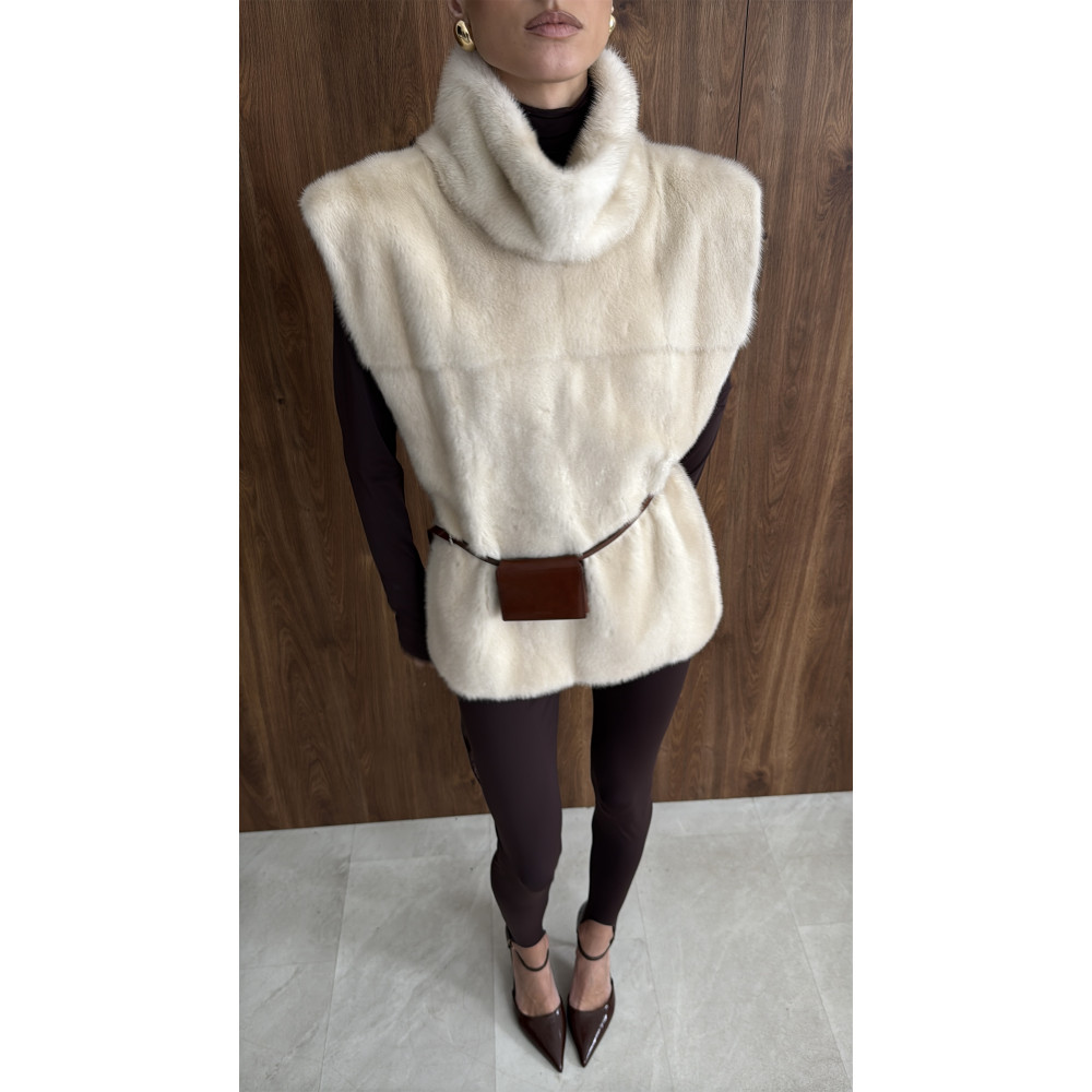 1. Манишка из натурального меха норки, пастель Limited Edition